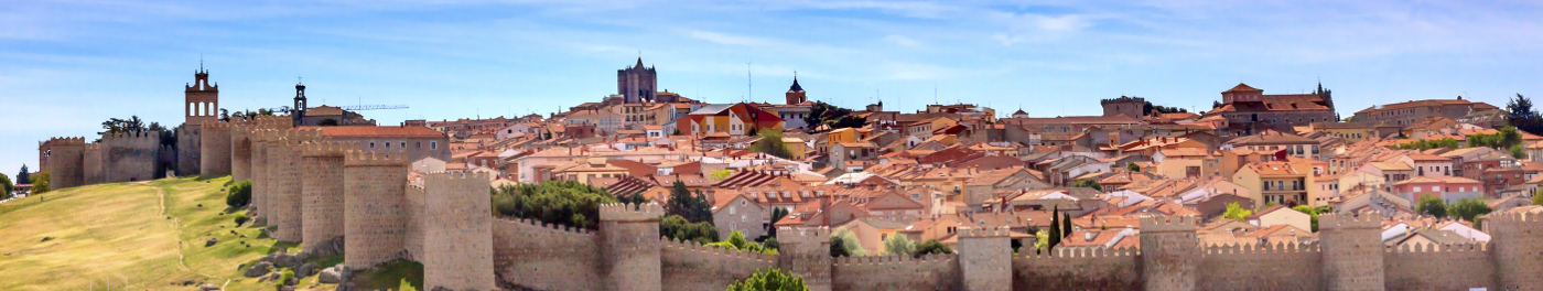 Ville d'Avila Espagne Avila muraille vieille ville Sainte Thérèse groupe Europe